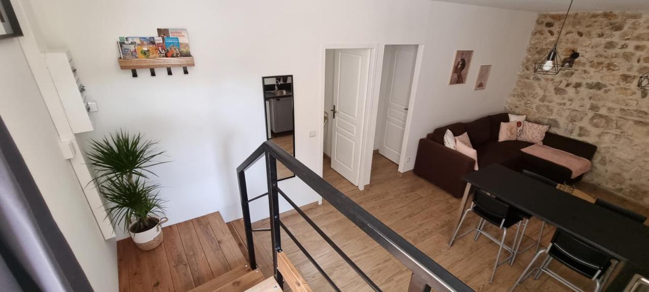 Appartement Chaleureux En Ardeche La Roche-de-Glun Eksteriør bilde